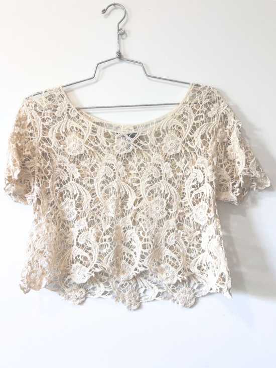 Streetwear Society Tops - Streetwear Society Cream Lace Crop Top Size S